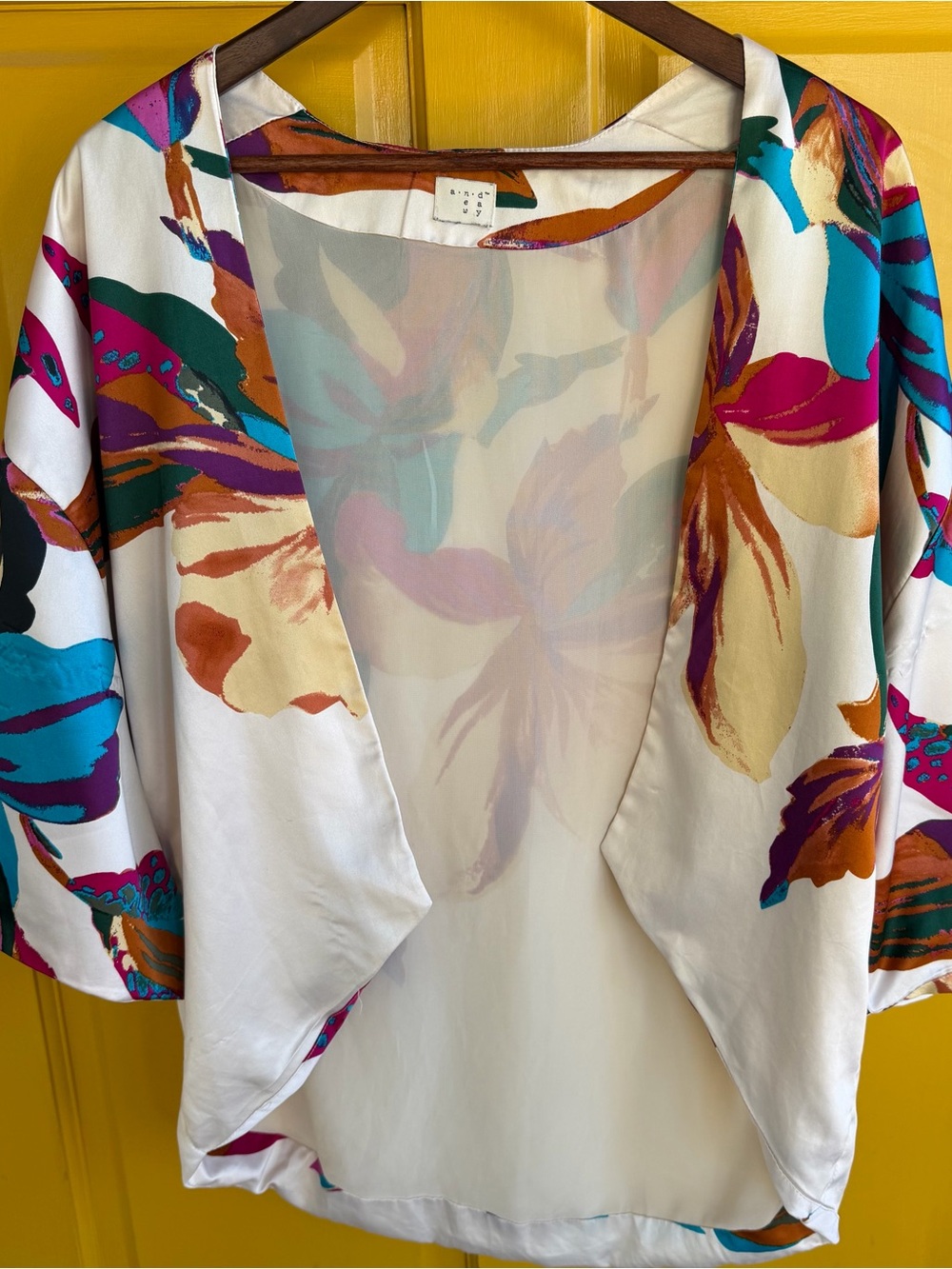 White Floral Satiny Kimono Jacket with Bright Multicolor Print - Picture 9 of 14
